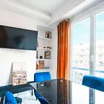 2p Moderne Proche Promenade Des Anglais, Apercu Nizza